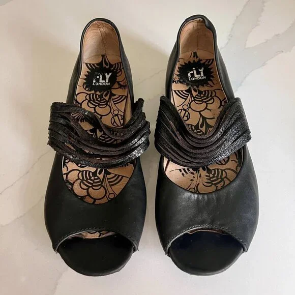 Fly London Woman's Black LAFF Peep Toe Ballerina Shoes Size 7 - Picture 2 of 16